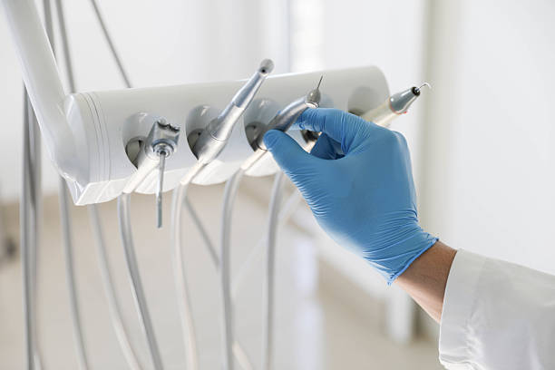Professional Teeth Whitening technician working in Ivanhoe, TX